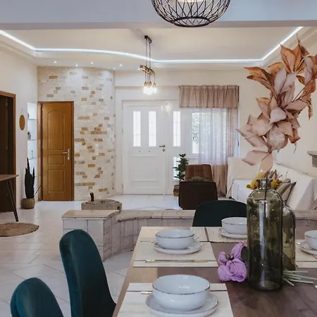 Center Hersonisos *
